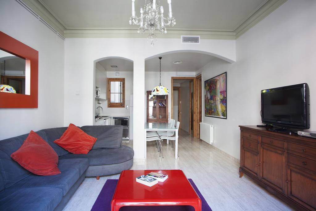 Aparteasy - Authentic Family Apartment Barcelona Zewnętrze zdjęcie