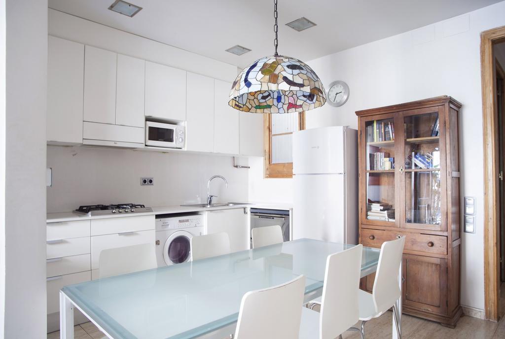 Aparteasy - Authentic Family Apartment Barcelona Zewnętrze zdjęcie